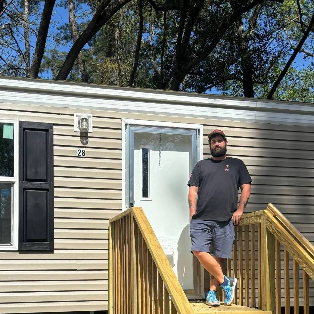 RICHARD H. welcome home image