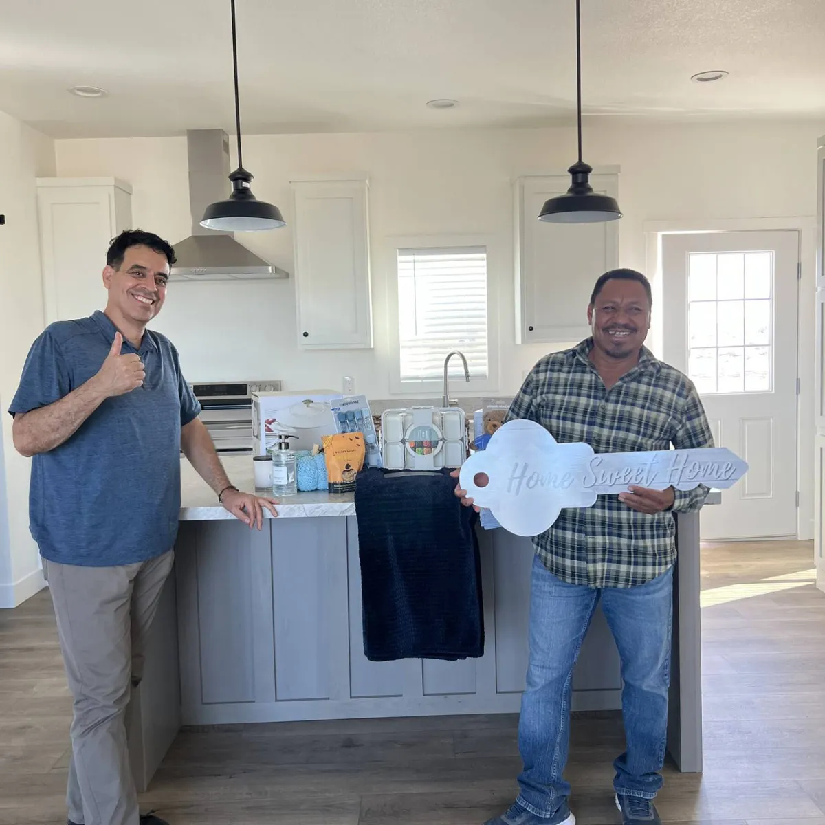 1031 PROS T. welcome home image
