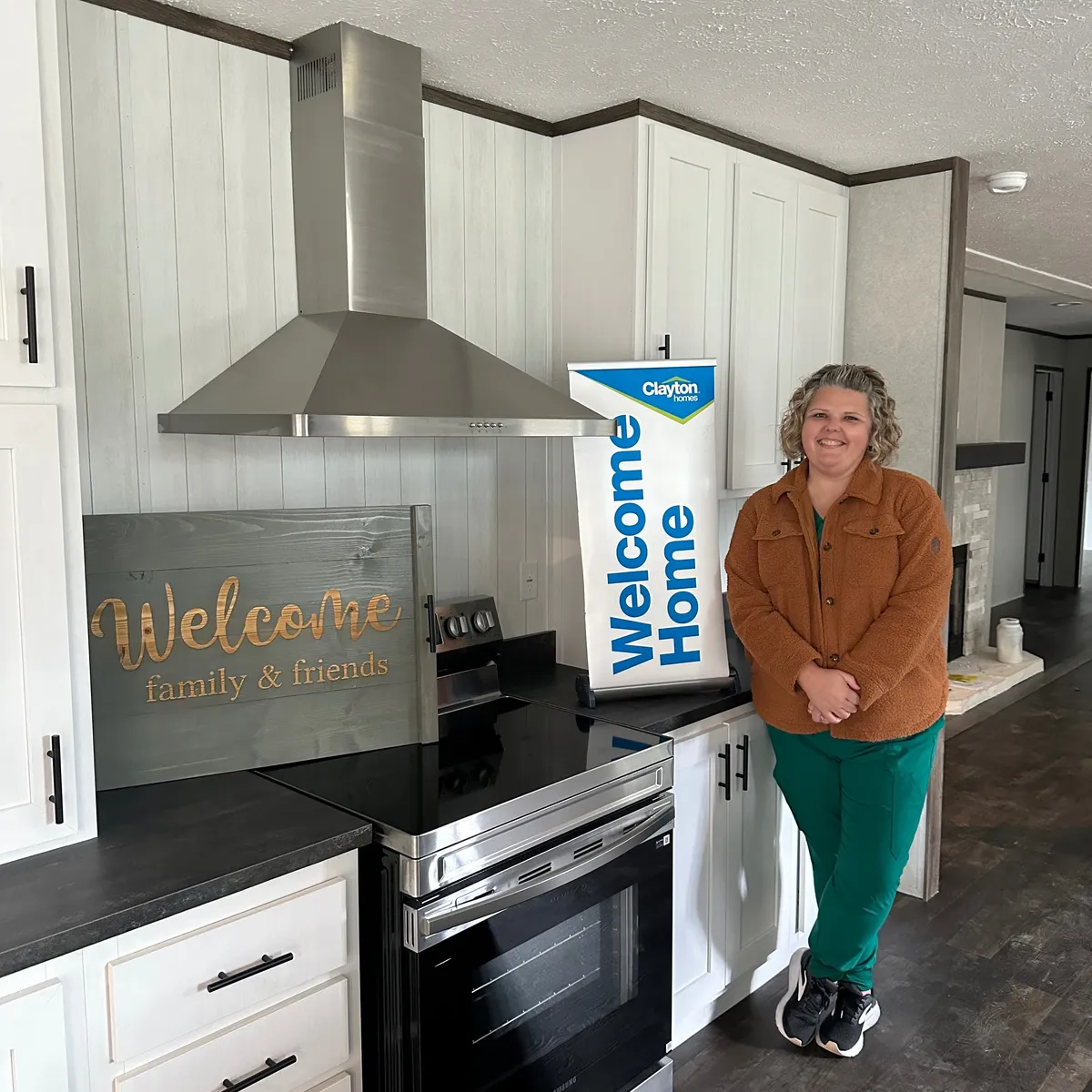 ELAINE W. welcome home image