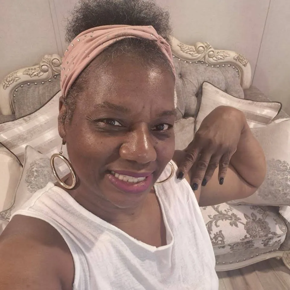 DEBRA D. welcome home image