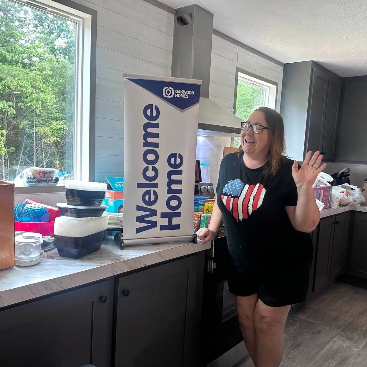 LAURIE T. welcome home image