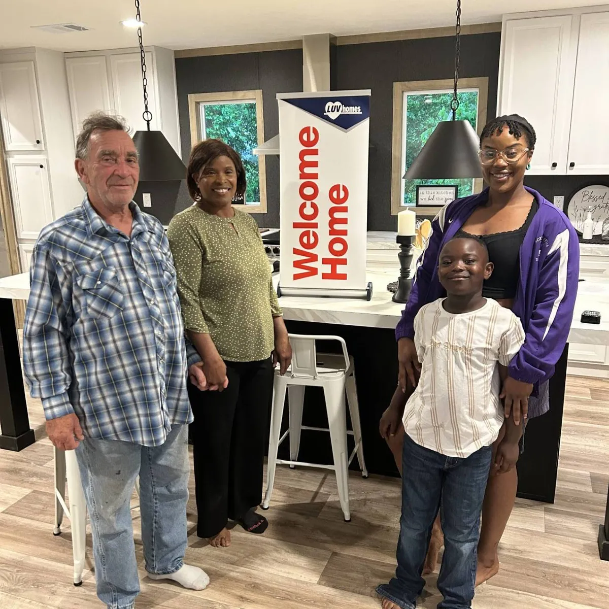 CHANTEL RENAE B. welcome home image
