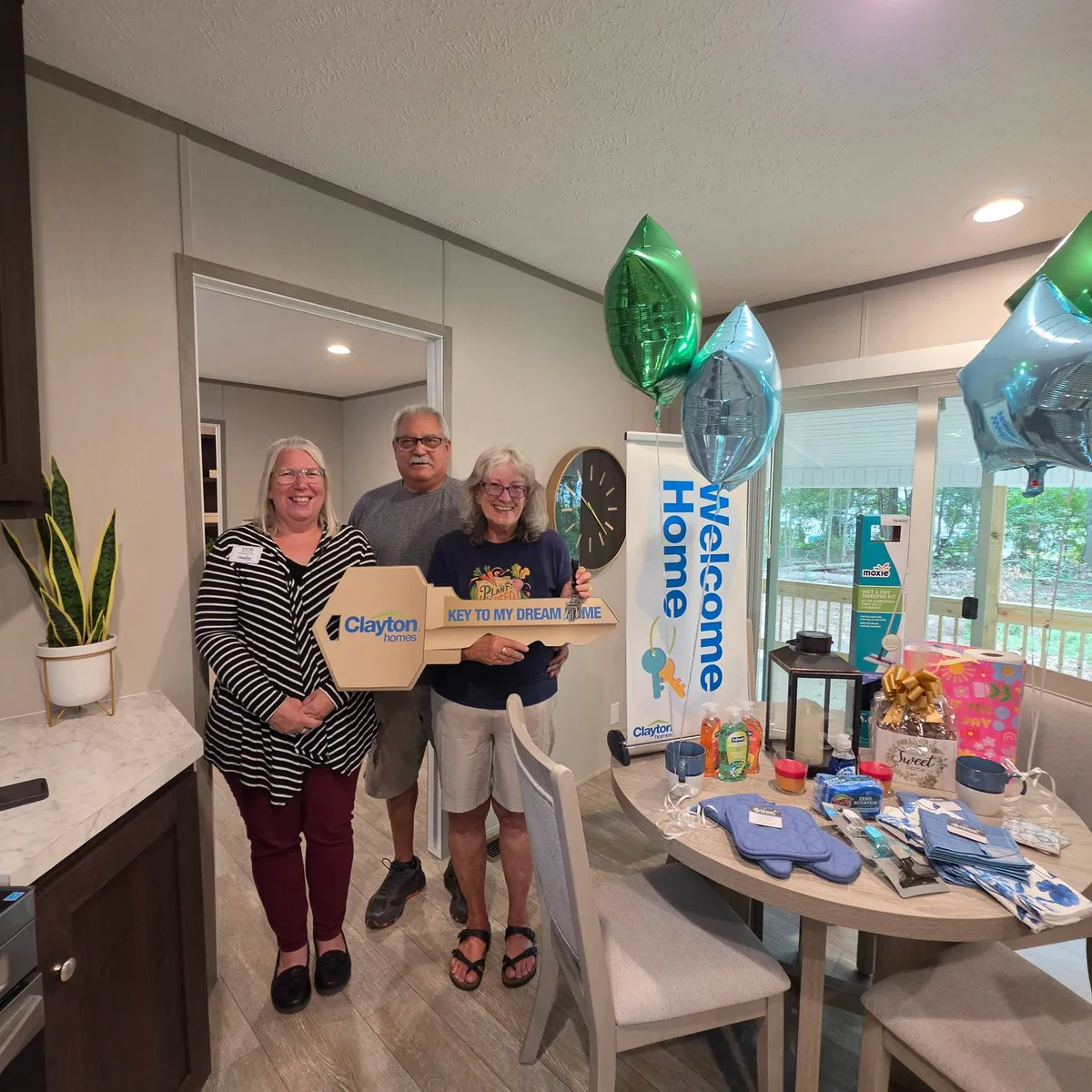 KAREN R. welcome home image