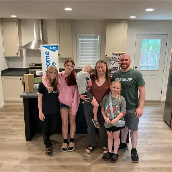 Brytani W. welcome home image