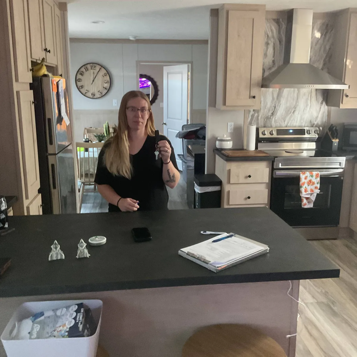 HEAVEN R. welcome home image