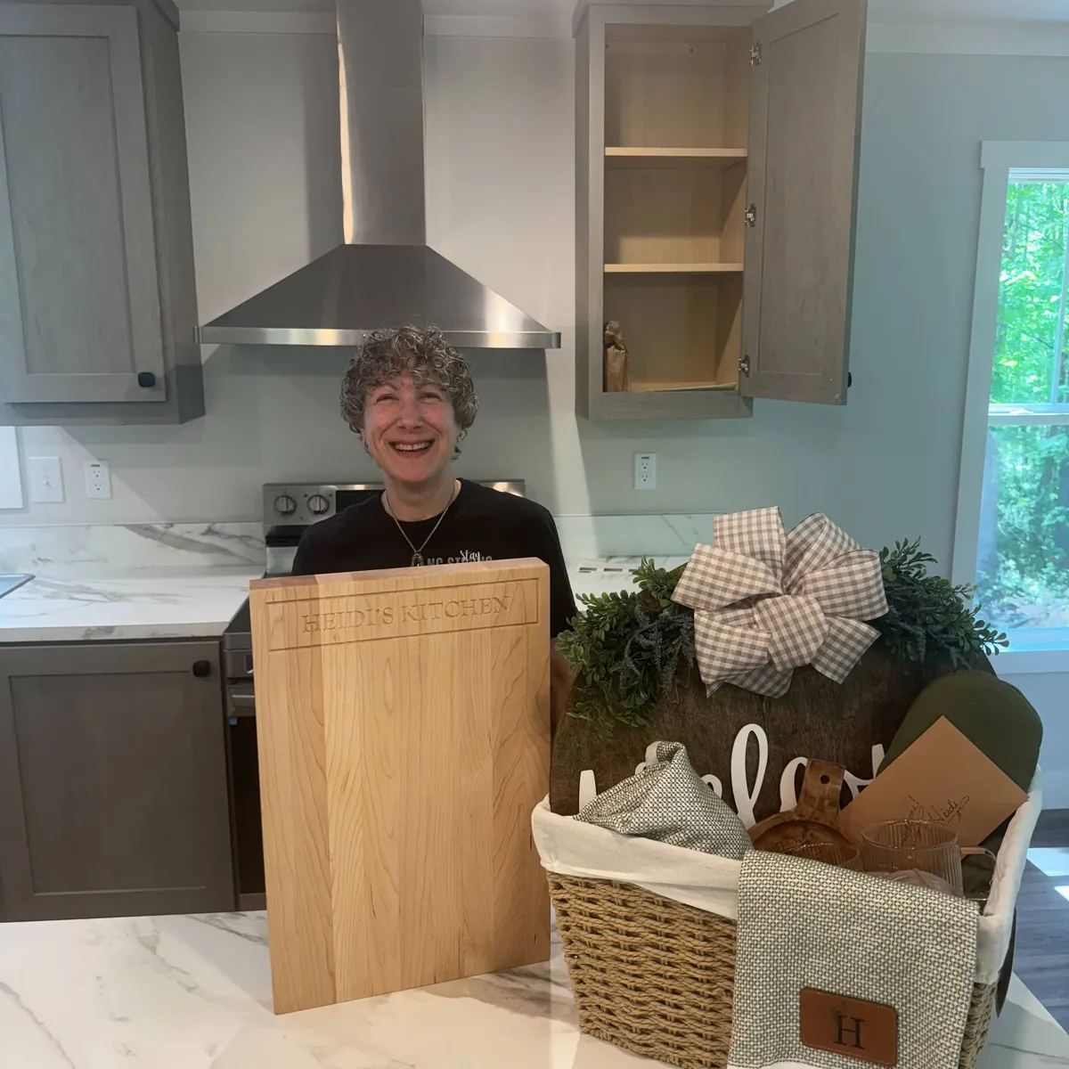 HEIDI W. welcome home image