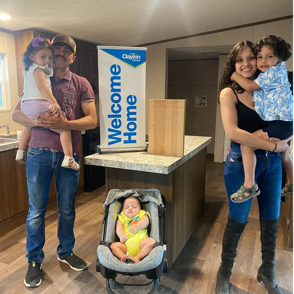LEONARDO R. welcome home image