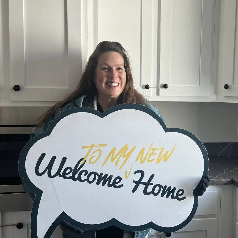 ALLISON G. welcome home image