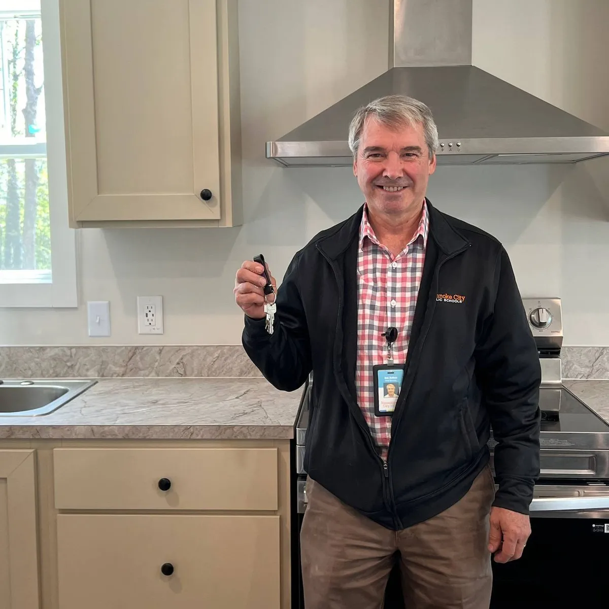 ROBERT D. welcome home image