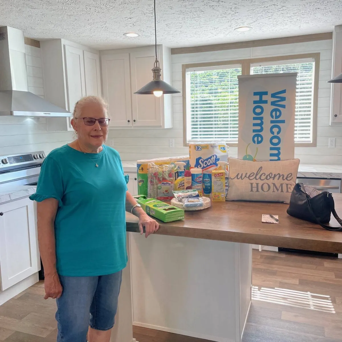 JOANNE L. welcome home image