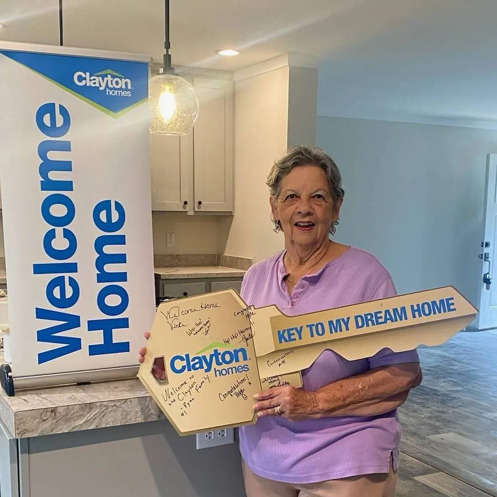 PAULINE C. welcome home image