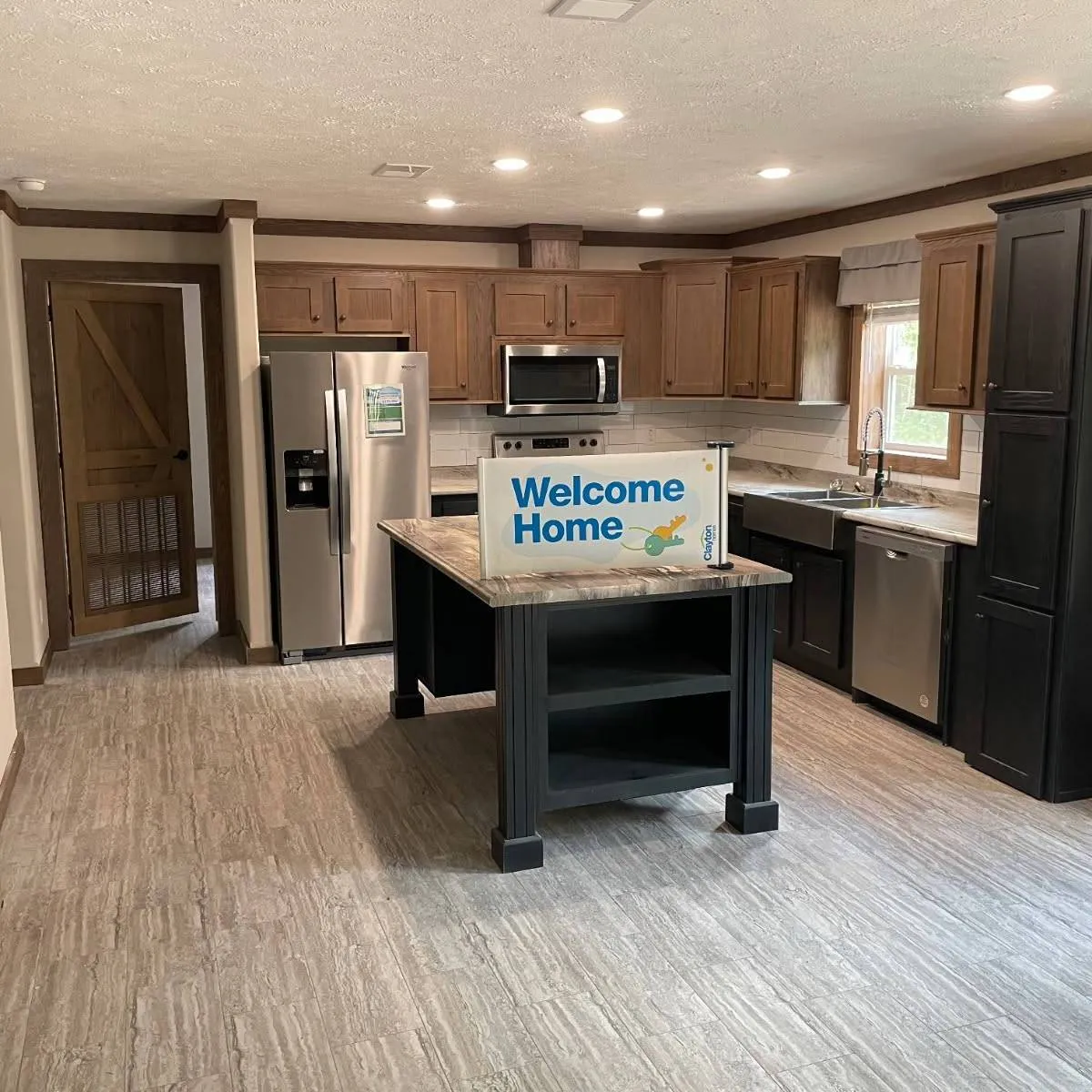BENJAMIN W. welcome home image