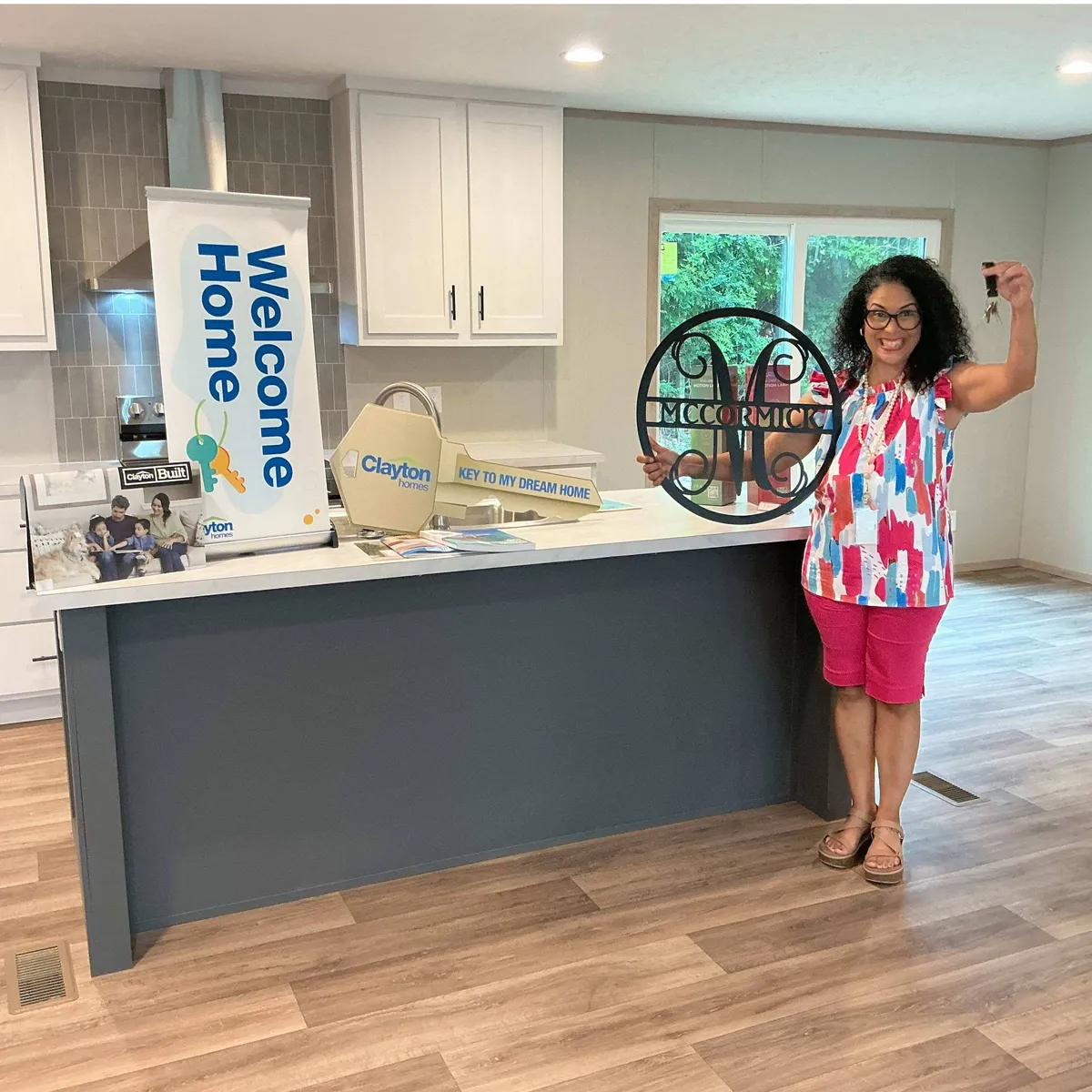 DESIREE M. welcome home image