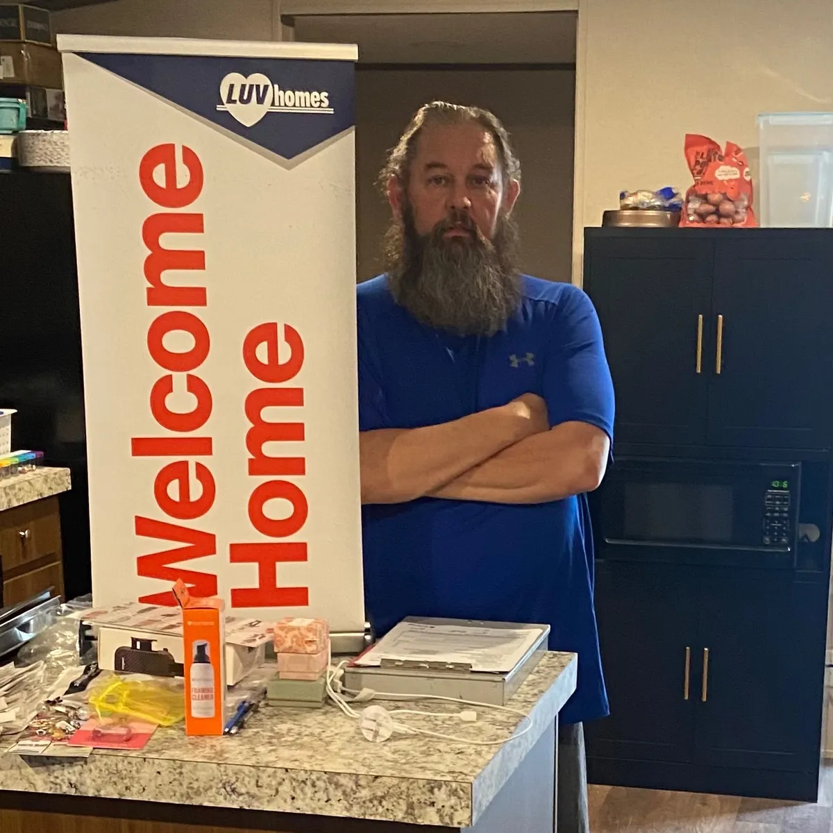 GREGORY R. welcome home image