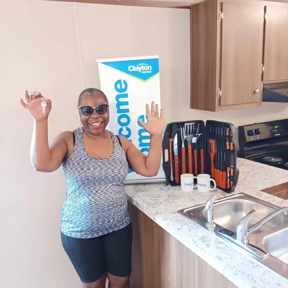 ROSALEE W. welcome home image