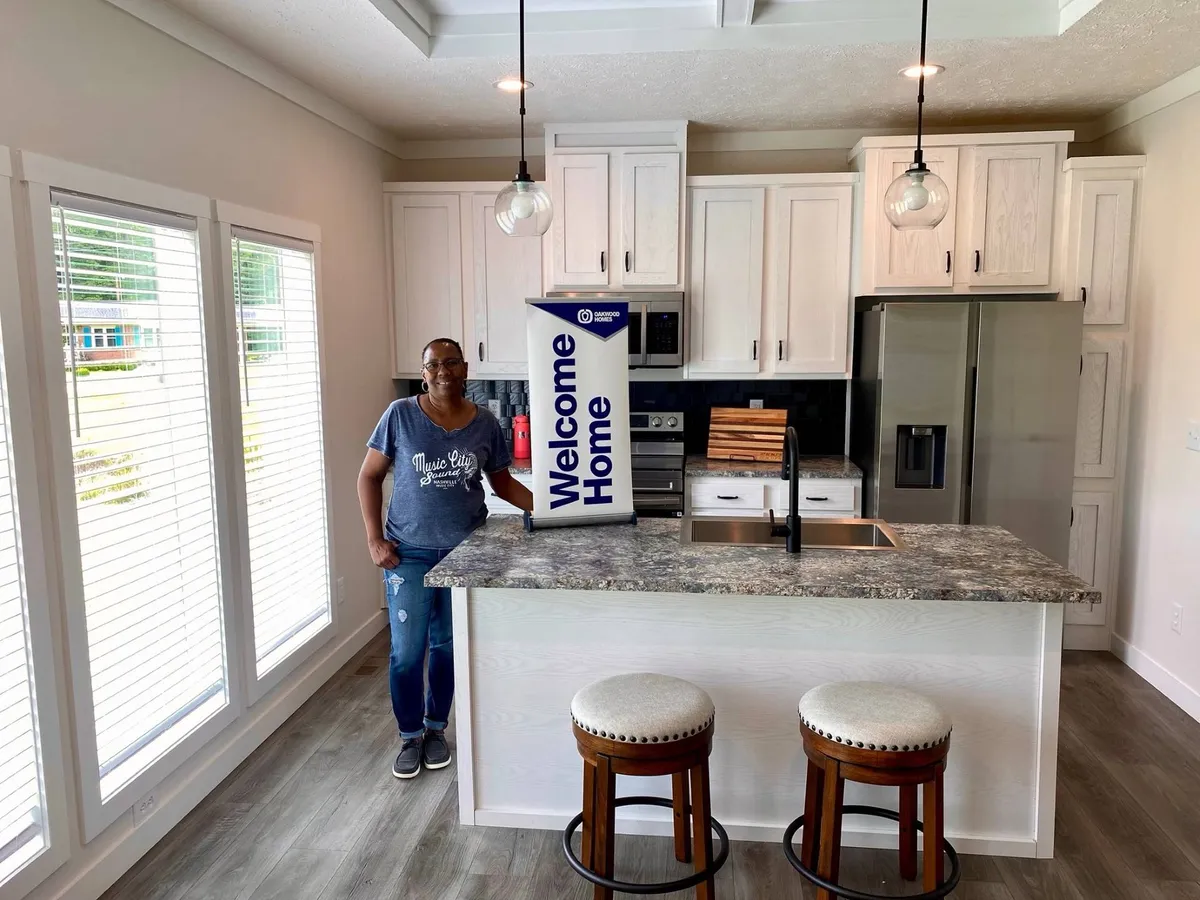 ISELYN H. welcome home image
