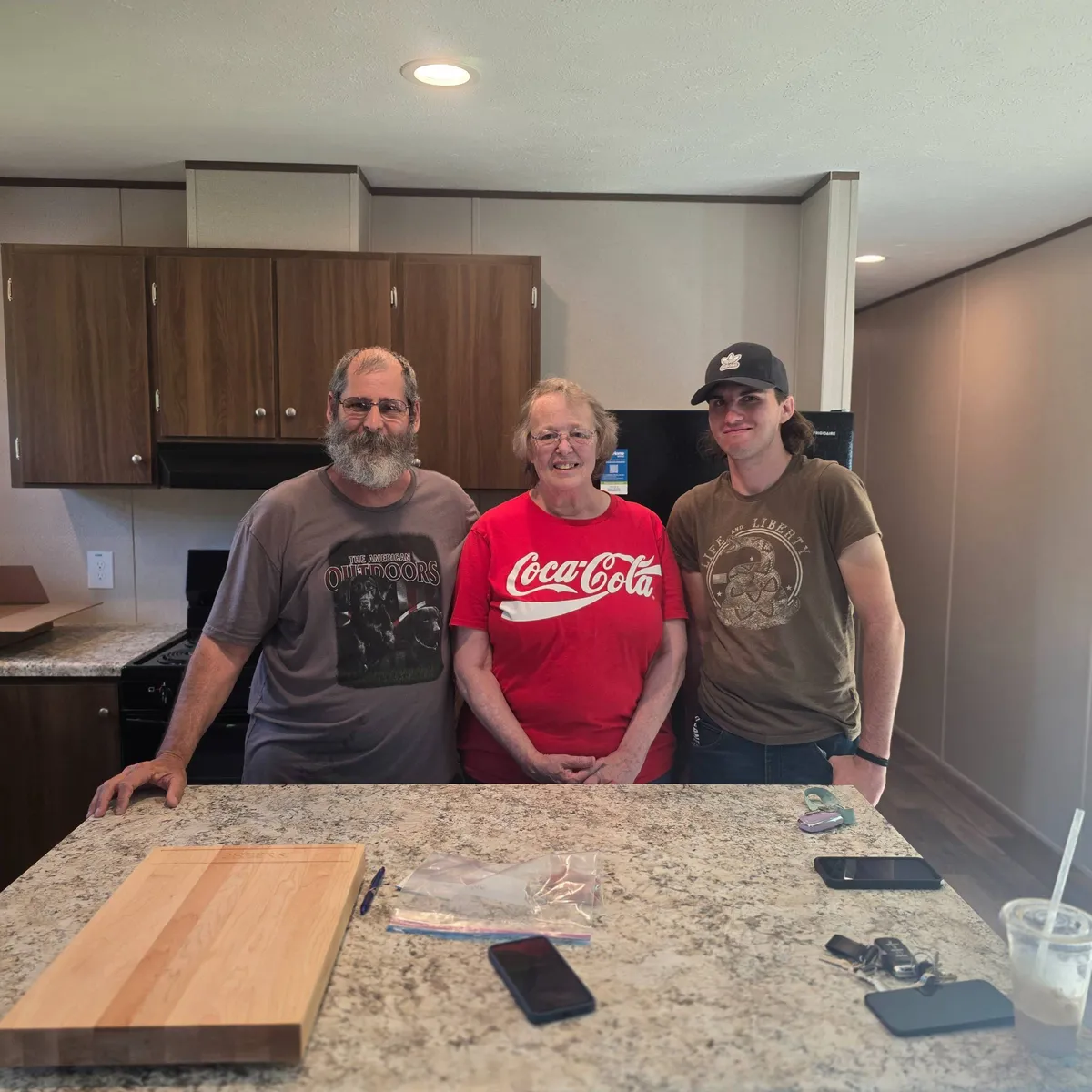 ANNETTE Z. welcome home image