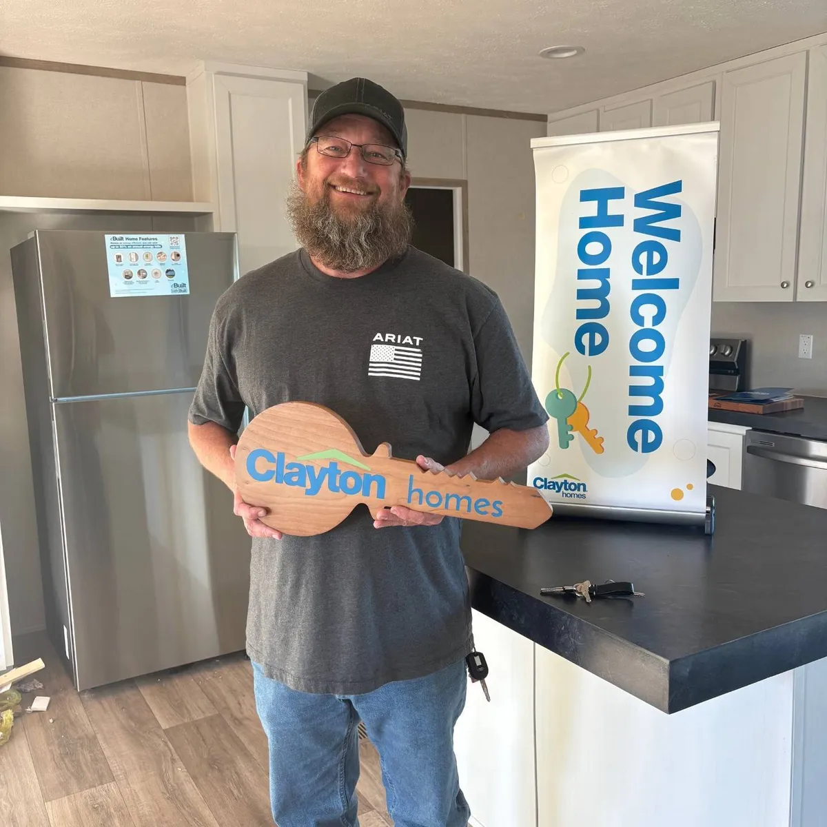 LAUREN P. welcome home image