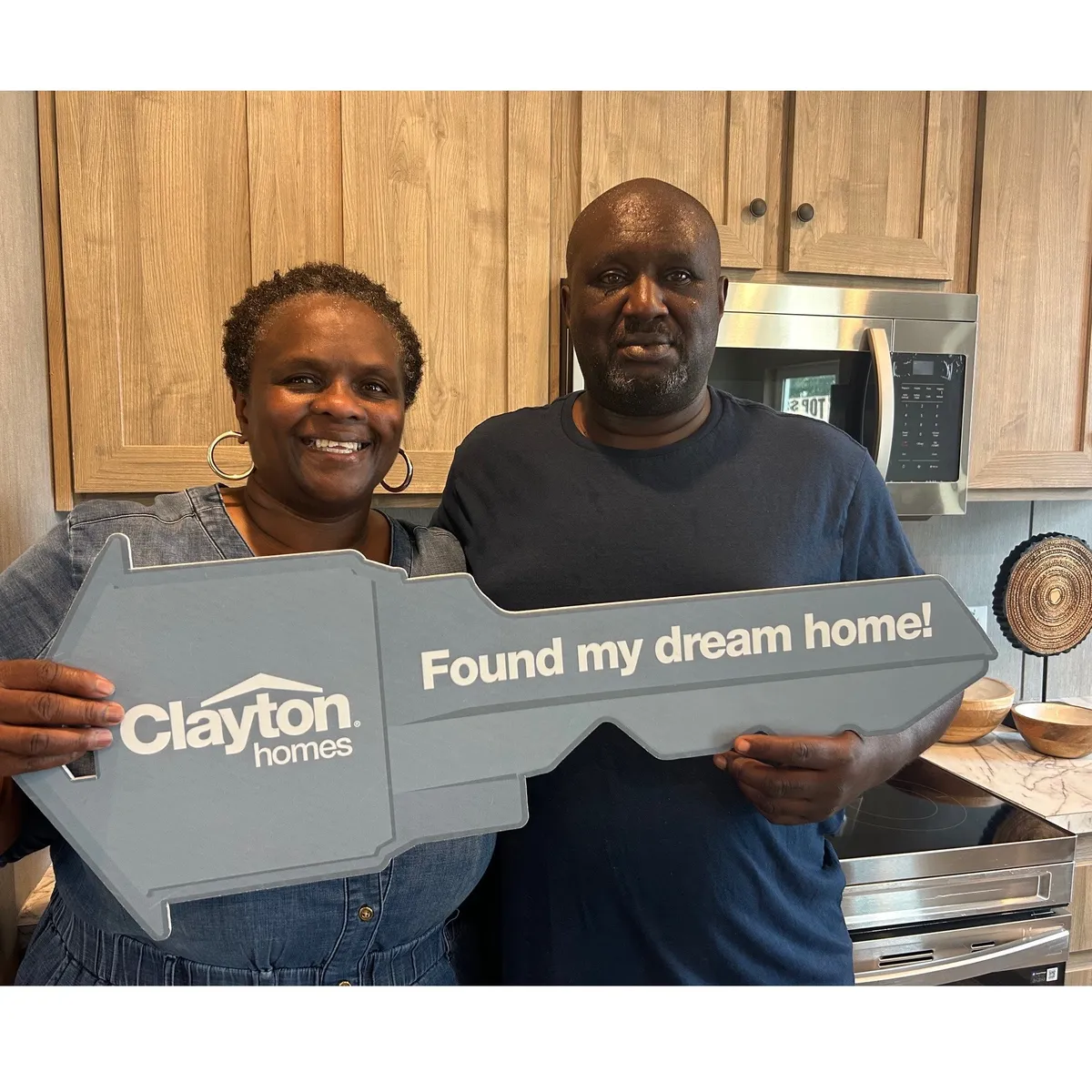 LEONARD B. welcome home image