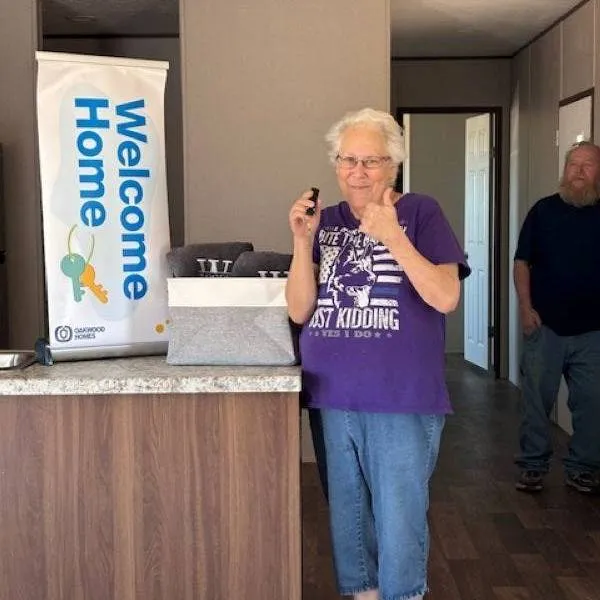 DAWN LOFTON W. welcome home image