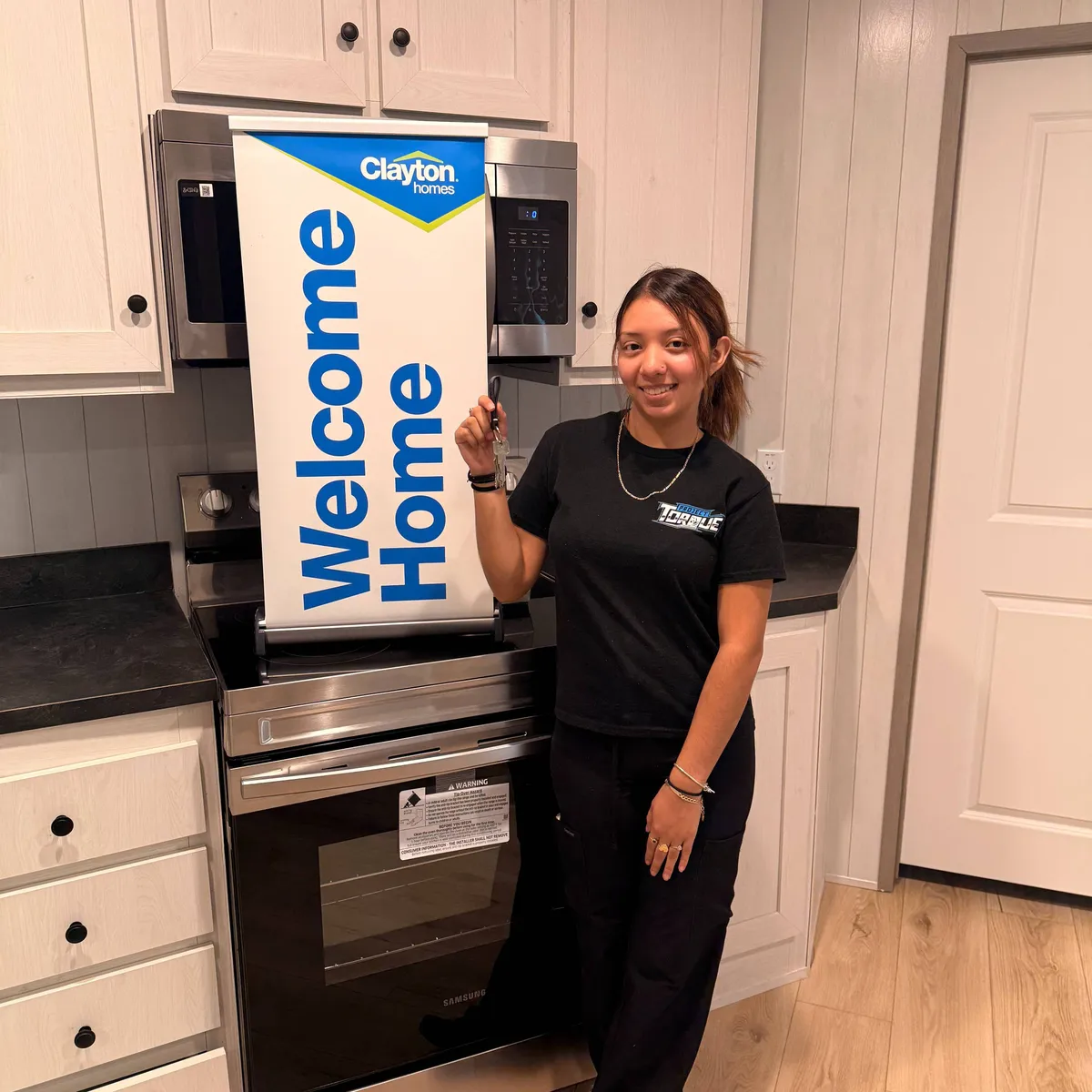 LIZBETH M. welcome home image