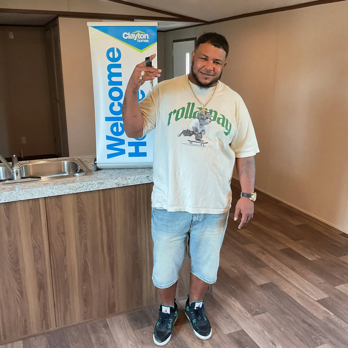 Garrique N. welcome home image