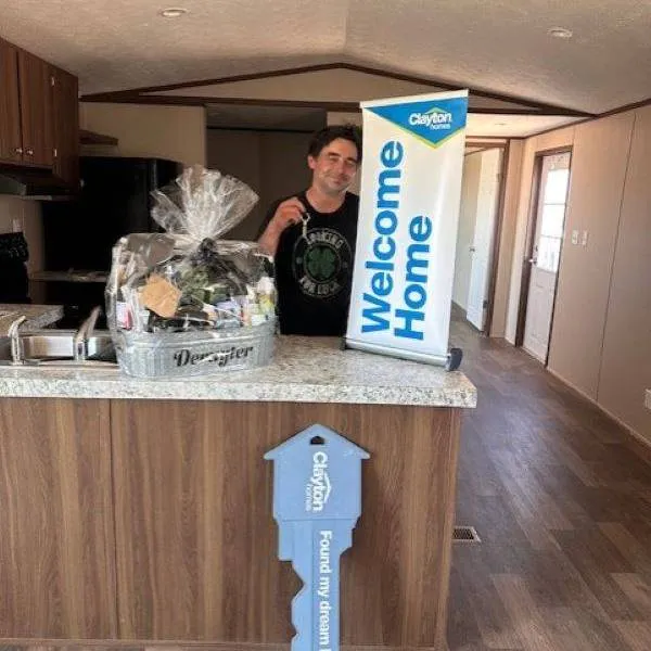 DANIEL D. welcome home image