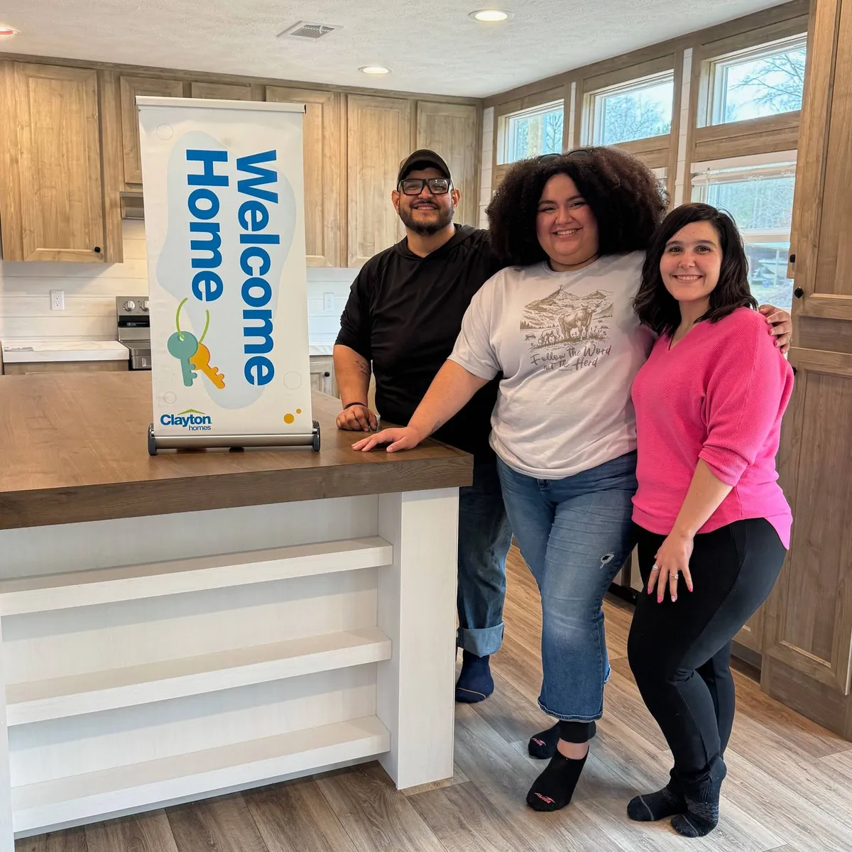 MANUEL G. welcome home image