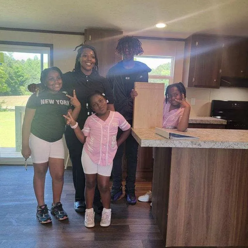LAWANDA M. welcome home image