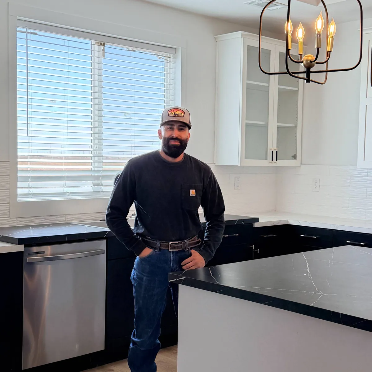 WILFREDO O. welcome home image