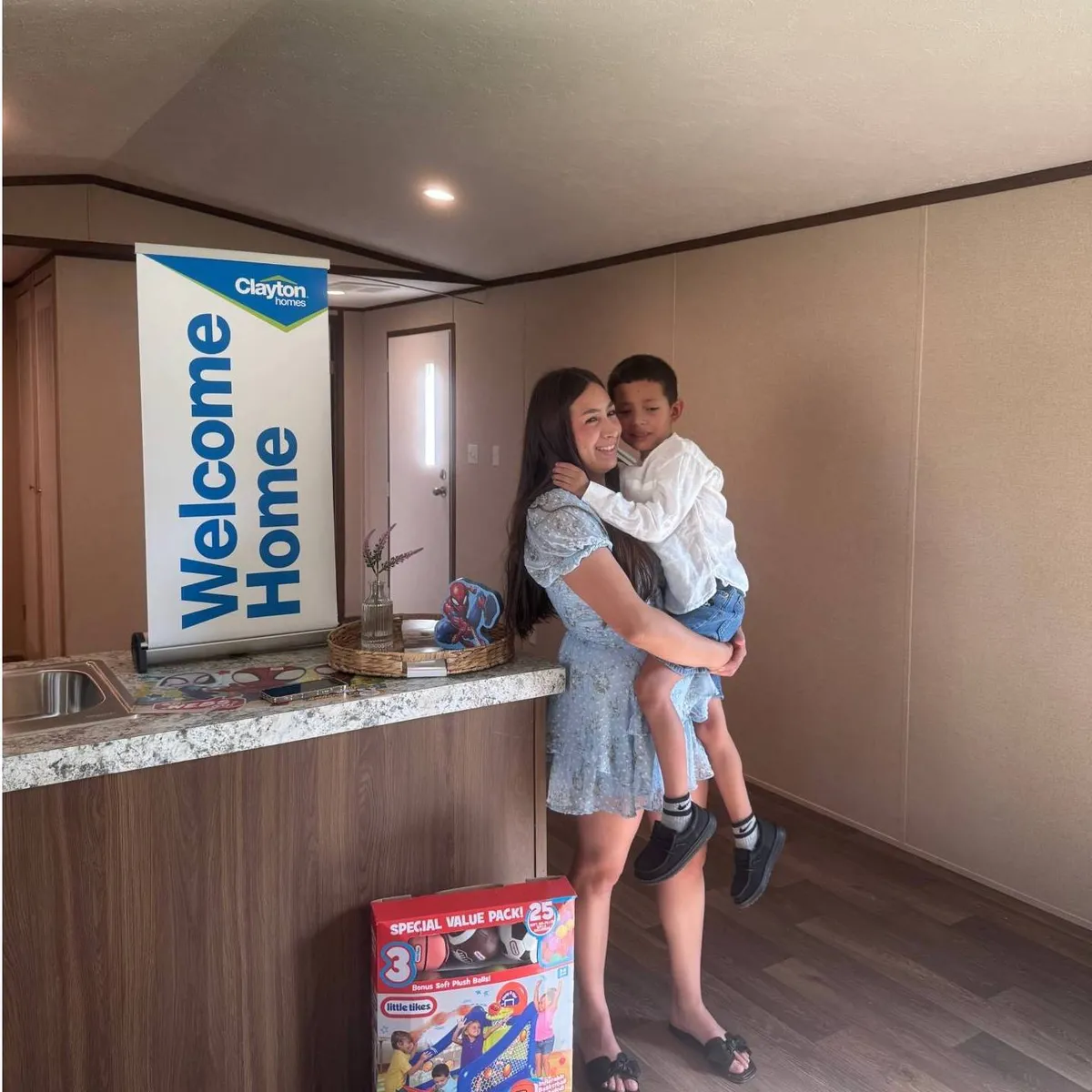 MARIANA R. welcome home image