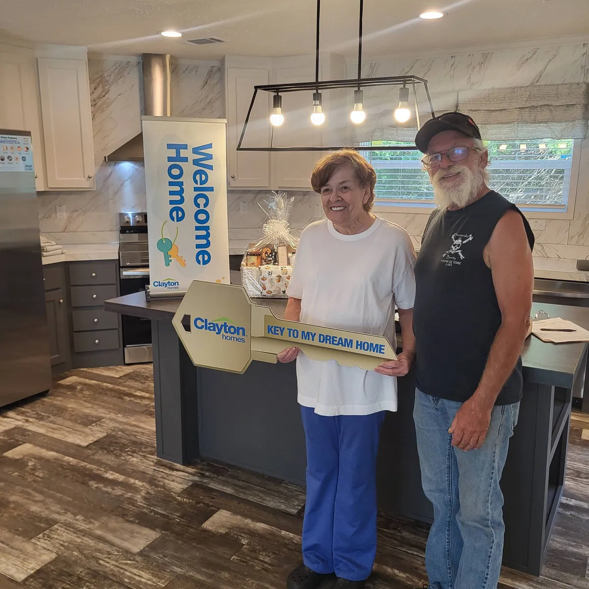 LINDA K. welcome home image