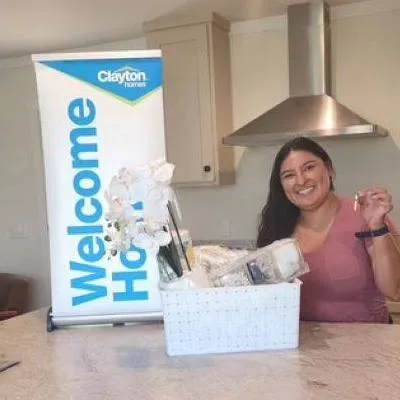 JASMINE U. welcome home image