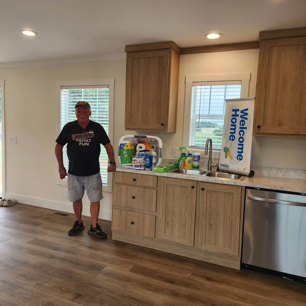 Robert M. welcome home image