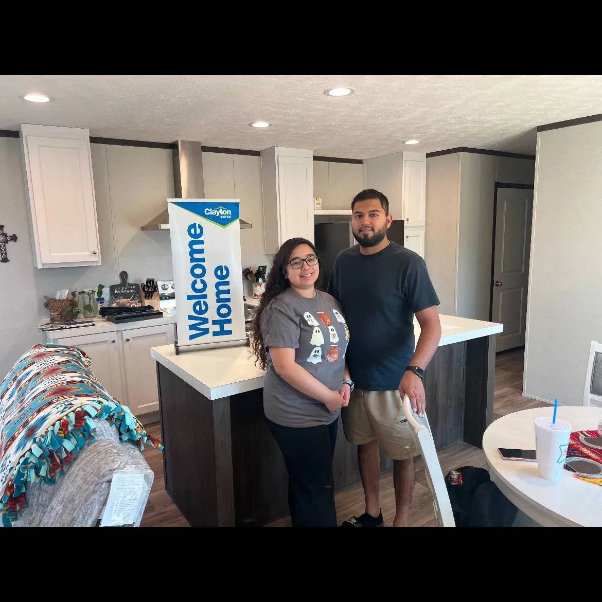 RICARDO R M. welcome home image