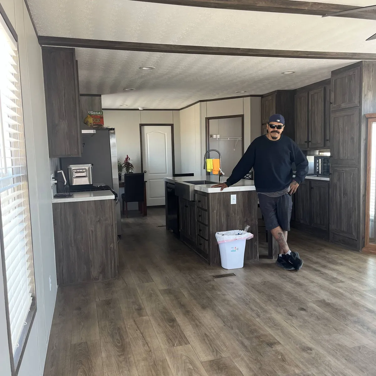 COSME H. welcome home image