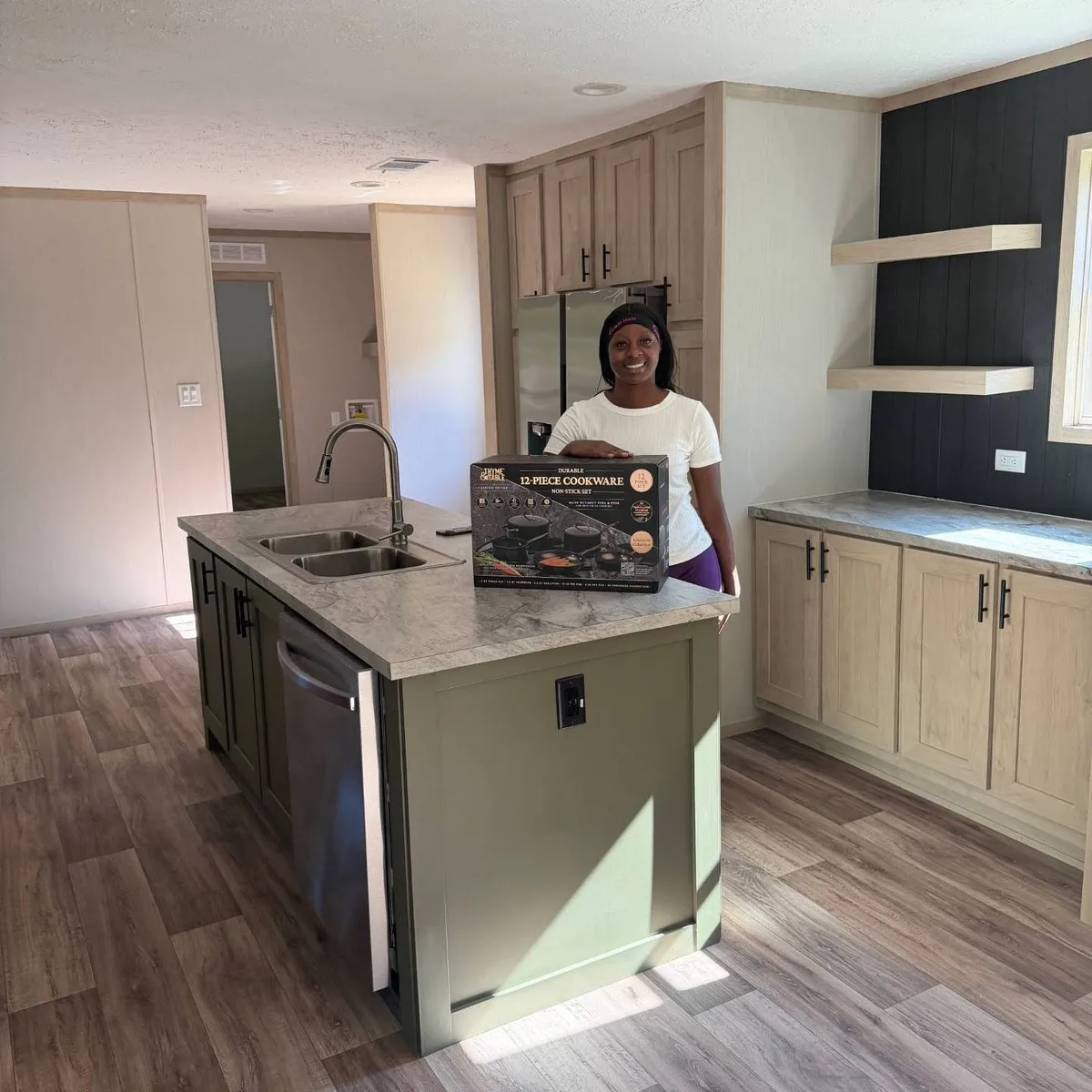 Victoria E. welcome home image