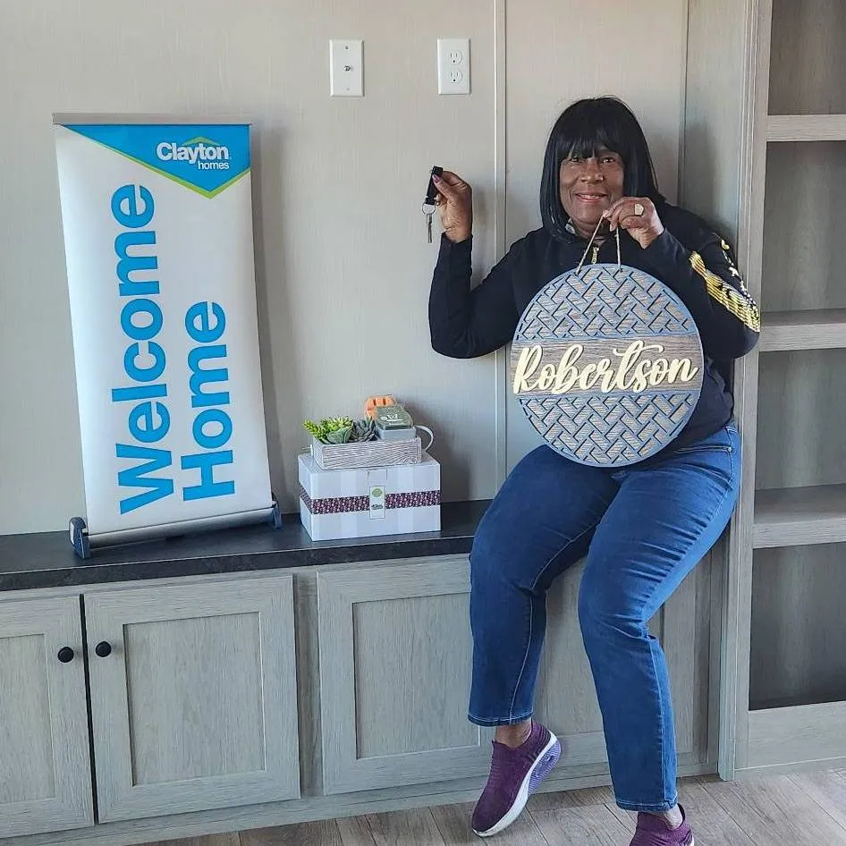 CAROL R. welcome home image