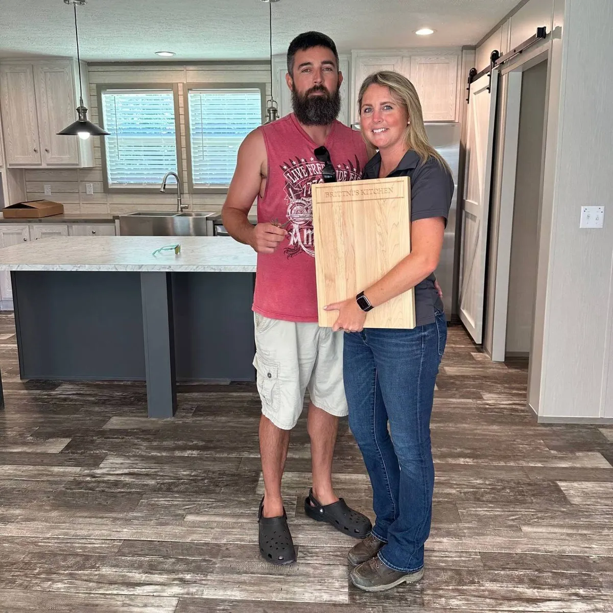 BRITTNI W. welcome home image