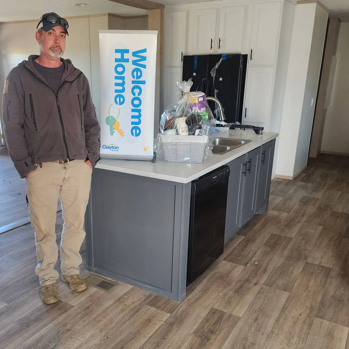 DANIEL L. welcome home image