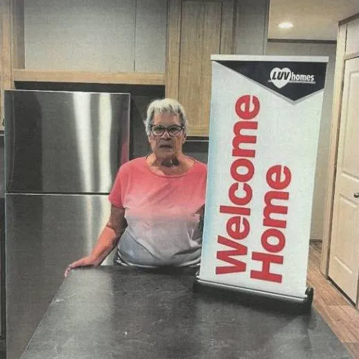 ROXANNE R. welcome home image