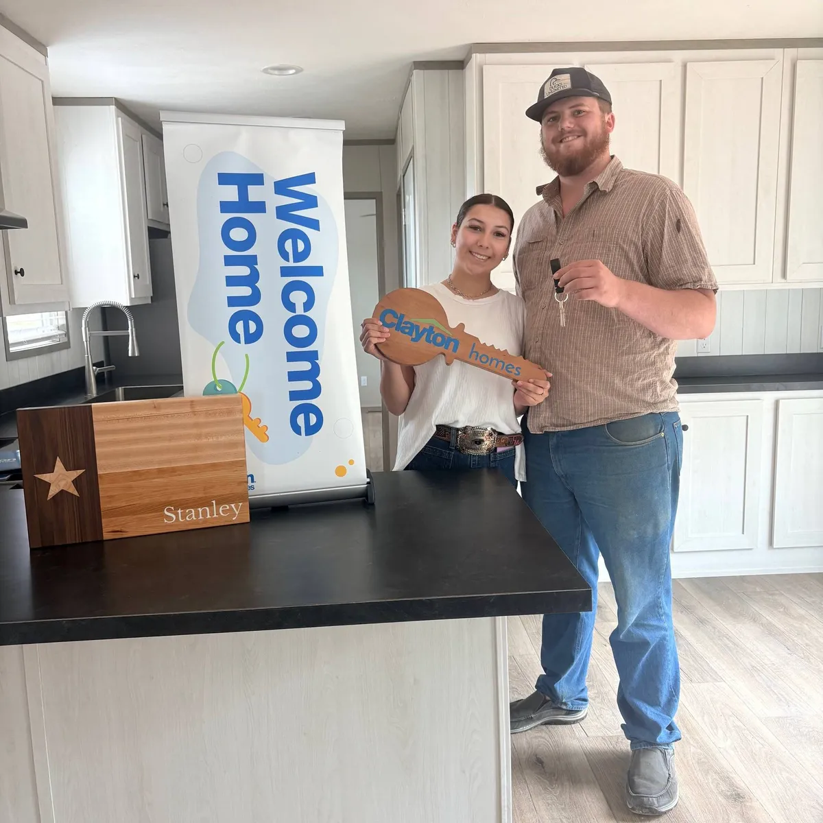 JILLIAN W. welcome home image