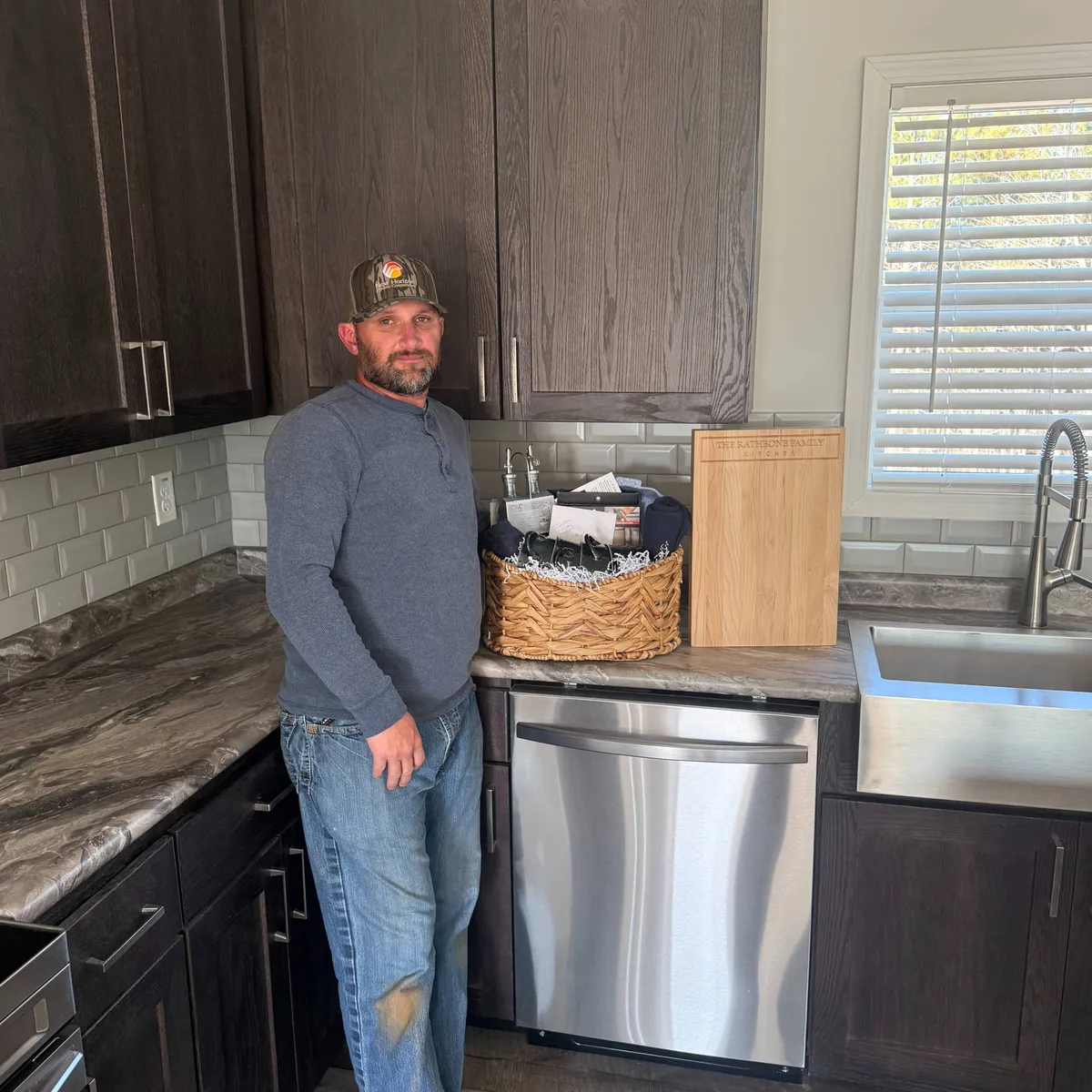 ROBERT R. welcome home image