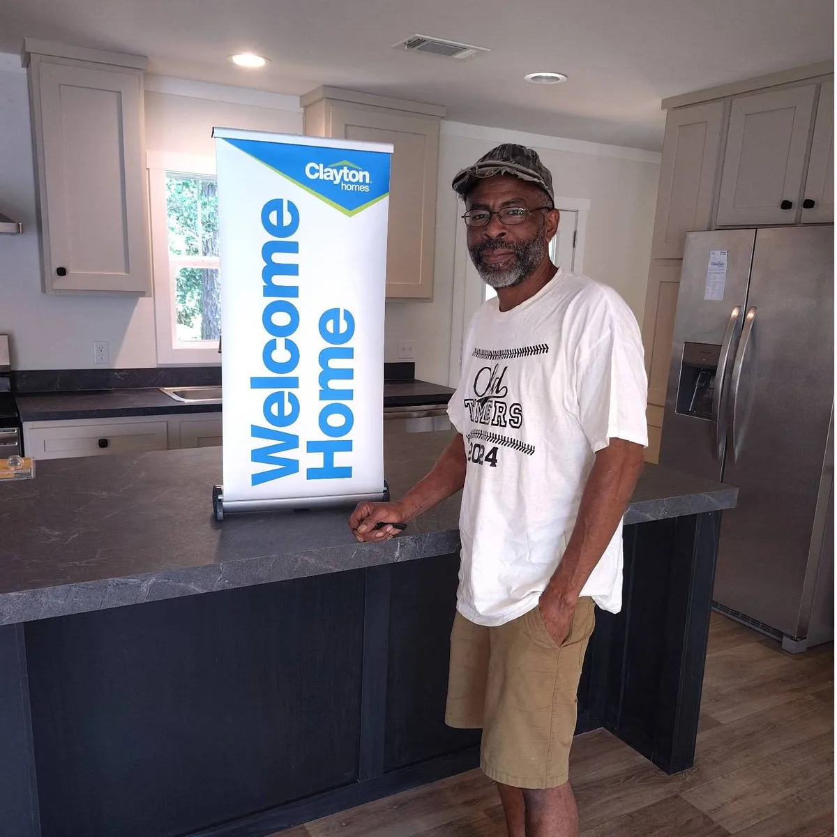 JENNIFER R. welcome home image