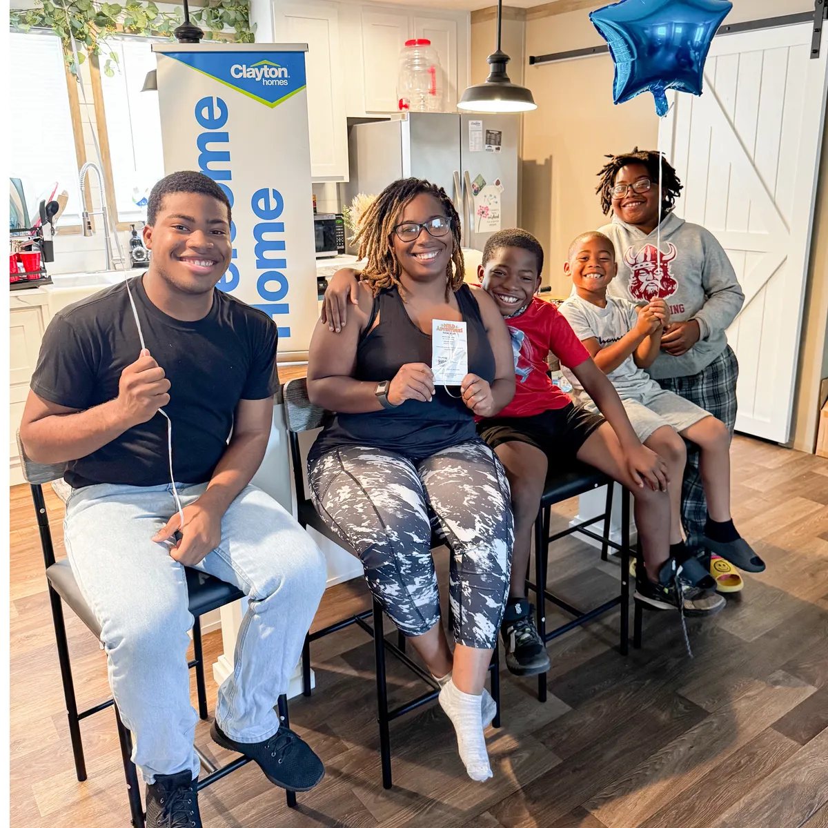 DESHUNDRA S. welcome home image