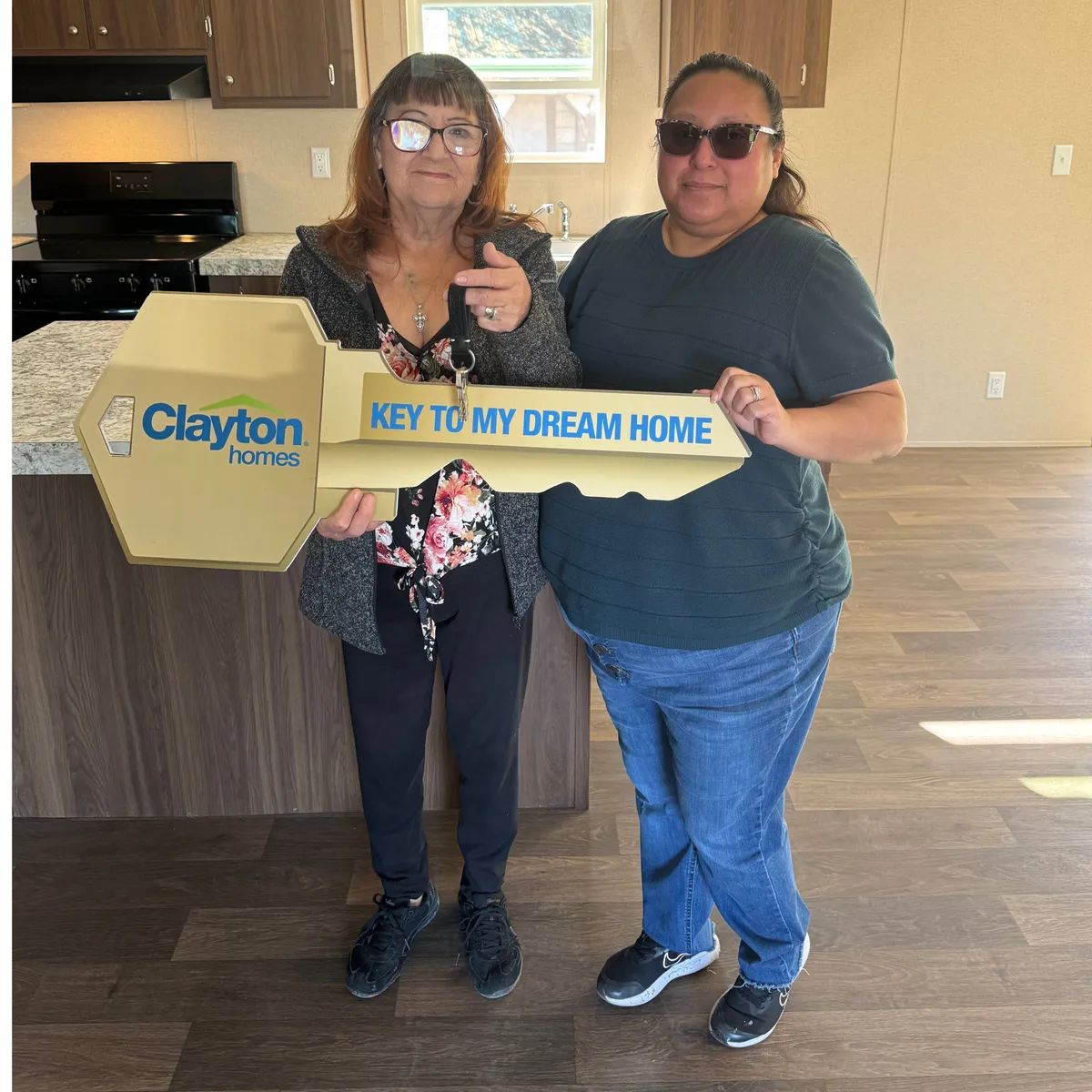 Flor D. welcome home image